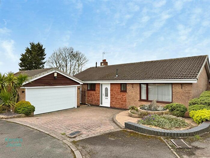 3 Bedroom Detached Bungalow For Sale In Hemmingfield Close, Worksop, S81