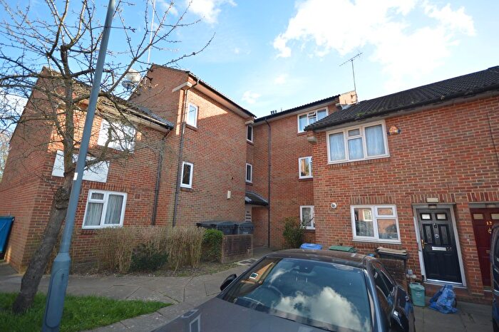 2 Bedroom Flat To Rent In Wilson Close, Wembley, HA9