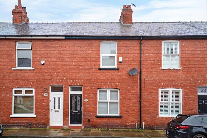 2 Bedroom Terraced House For Sale In Barlow Street, York, YO26