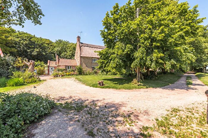 4 Bedroom Cottage For Sale In Grade Ii Listed Cottage In Bacton, NR12