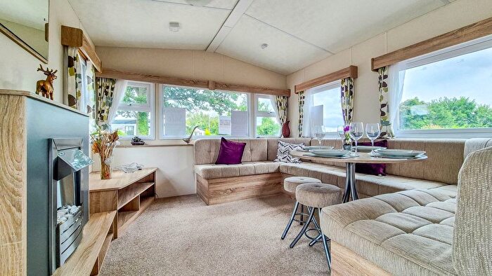 3 Bedroom Mobile/park Home For Sale In Stanford Bishop, Worcester, WR6