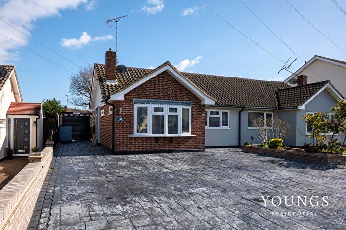 2 Bedroom Semi-Detached Bungalow For Sale In Sandown Road, Benfleet, SS7