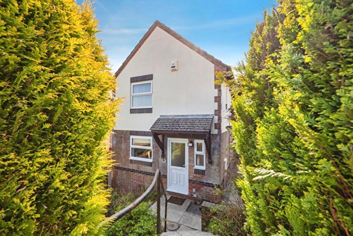 3 Bedroom Detached House For Sale In Ffordd Taliesin, Swansea, SA2