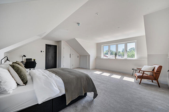 Studio To Rent In Station Approach, Aldershot, Hampshire, GU12