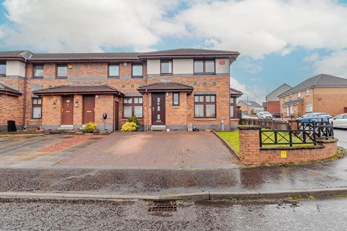 3 Bedroom End Of Terrace House For Sale In Scavaig Crescent, Drumchapel, Glasgow, G15