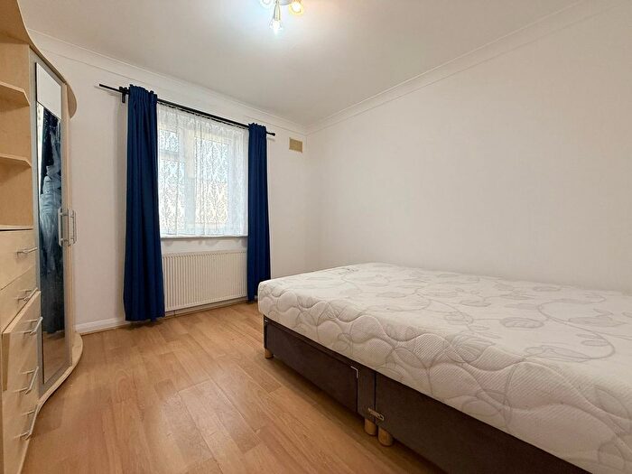 2 Bedroom Maisonette To Rent In Carr Road, Northolt, UB5