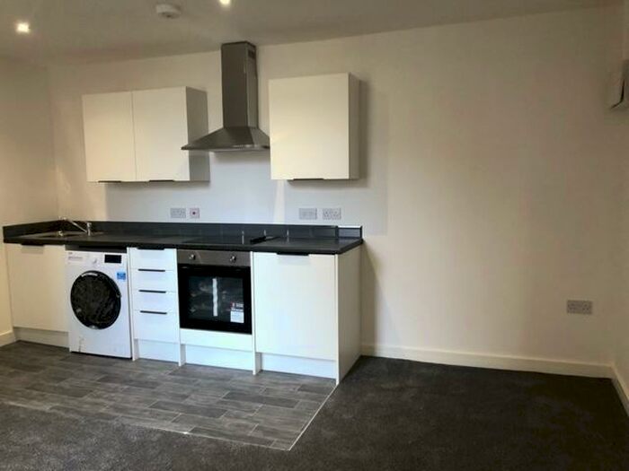 1 Bedroom Apartment To Rent In Eldon Place, Bradford, West Yorkshire, BD1