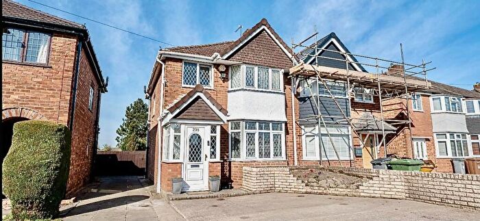3 Bedroom Semi-Detached House For Sale In Cooks Lane, Kingshurst, Birmingham, B37