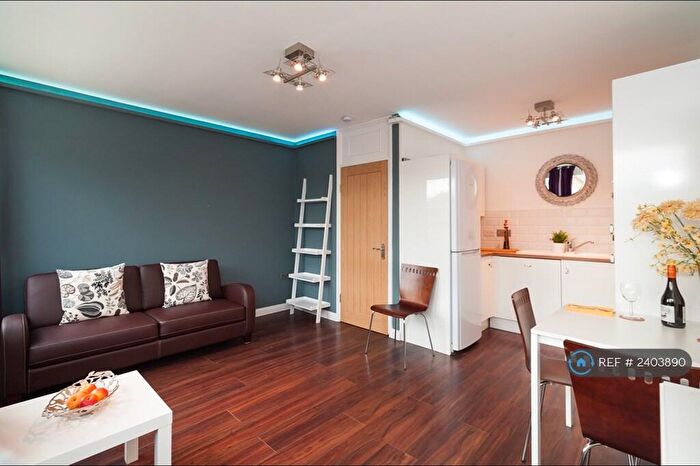 4 Bedroom Flat To Rent In Trundleys Terrace, London, SE8