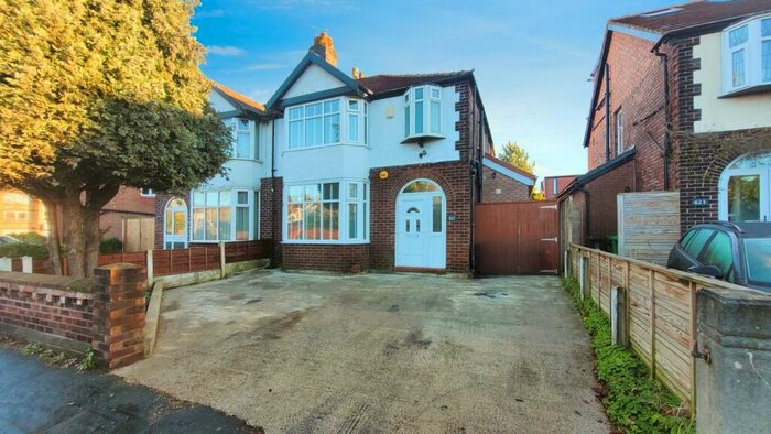 3 Bedroom Semi-Detached House To Rent In Wilmslow Road, Manchester, Greater Manchester, M20
