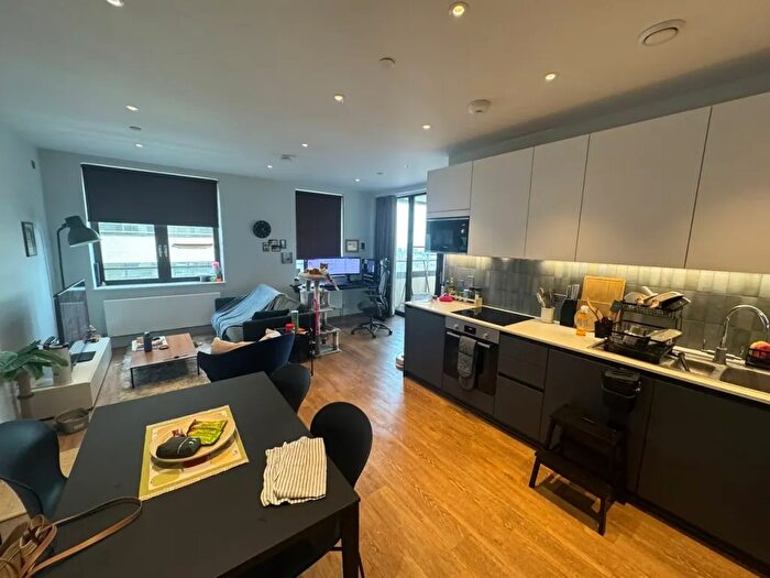 2 Bedroom Flat To Rent In Park Lane, Wembley, HA9