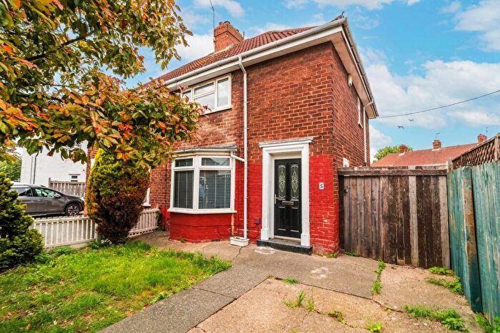 3 Bedroom Semi-Detached House For Sale In Hull, HU6