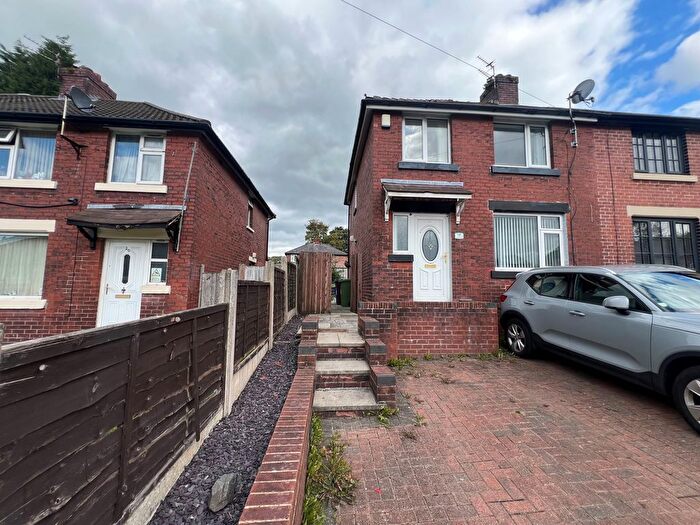 3 Bedroom Property To Rent In Coronation Road, Ashton-Under-Lyne, OL6