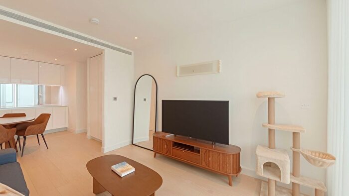 1 Bedroom Flat To Rent In Sky Gardens, Nine Elms, London, SW8