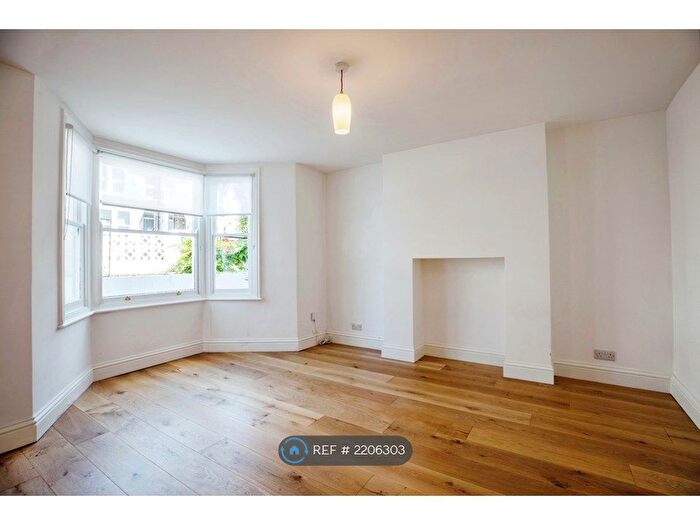 1 Bedroom Flat To Rent In Copleston Road, London, SE15