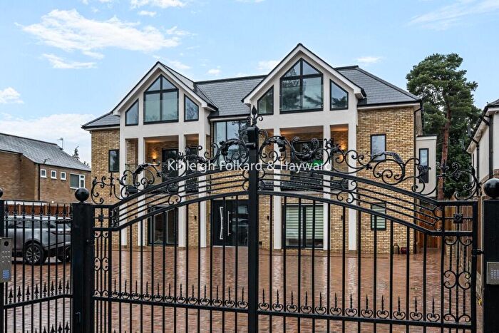 2 Bedroom Flat To Rent In Bickley Park Road, Bromley, BR1