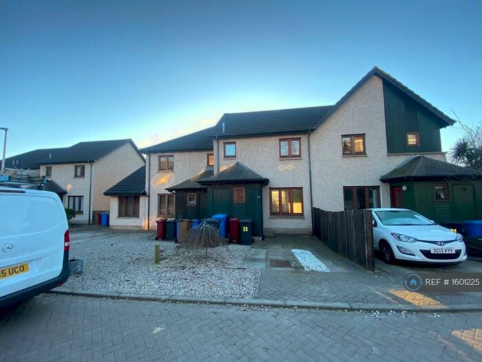 3 Bedroom Semi-Detached House To Rent In Blyth Street, Dundee, DD2