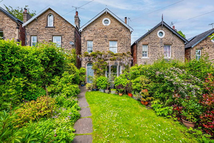 4 Bedroom Detached House For Sale In Nethergreen Road, Sheffield, S11