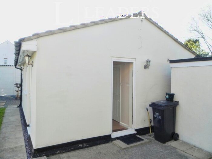 1 Bedroom Bungalow To Rent In Potter Street, Harlow, CM17
