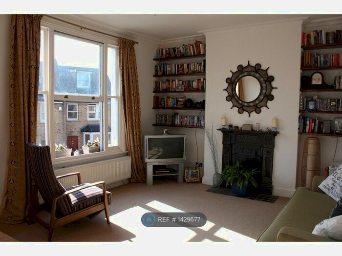 2 Bedroom Flat To Rent In Carlisle Road, London, N4