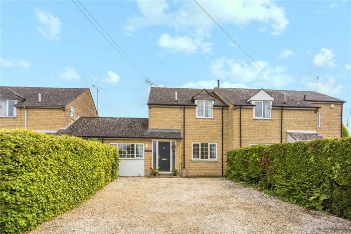 3 Bedroom Semi-Detached House For Sale In Heyford Road, Somerton, Bicester, Oxfordshire, OX25