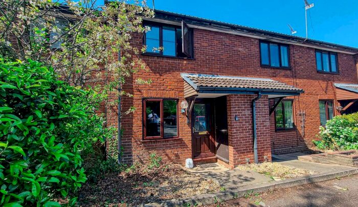 2 Bedroom Terraced House To Rent In Chandlers Ford, SO53