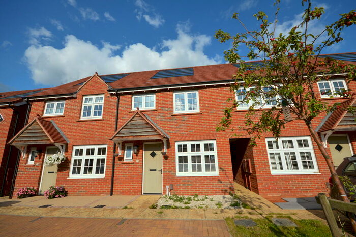 3 Bedroom House To Rent In Bertone Road, Barton Seagrave, Kettering, NN15