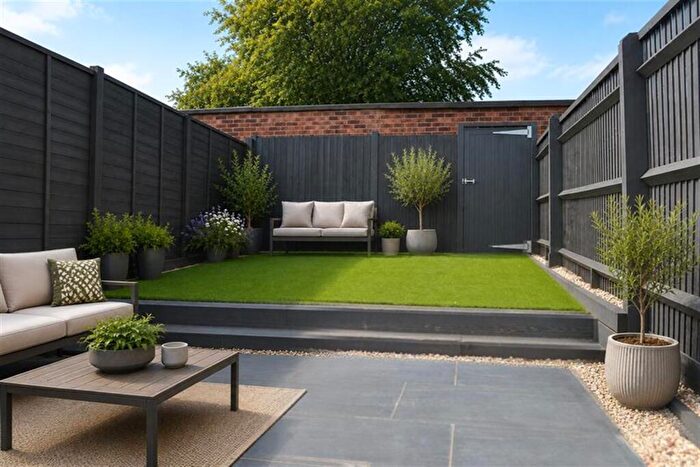 3 Bedroom Terraced House For Sale In The Croft, Marlow, SL7