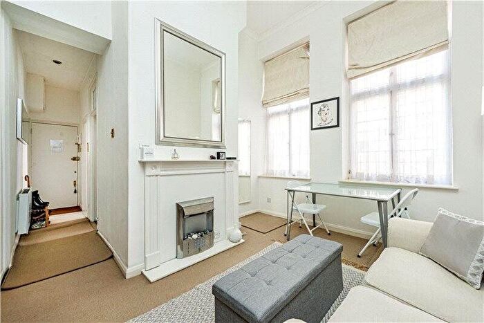 Studio To Rent In Collingham Gardens, Earls Court, SW5