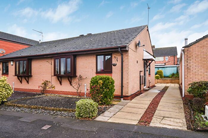 2 Bedroom Semi-Detached Bungalow For Sale In Lambert Close, Market Weighton, York, YO43