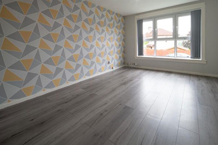 1 Bedroom Flat To Rent In Bow Road, Greenock, PA16