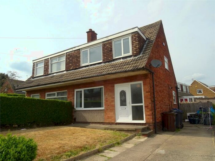 3 Bedroom Semi-Detached House To Rent In Aynsley Grove, Allerton, Bradford, West Yorkshire, BD15