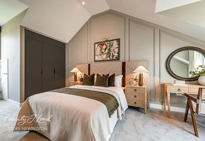 1 Bedroom Apartment For Sale In St Ann's Road, London, N15