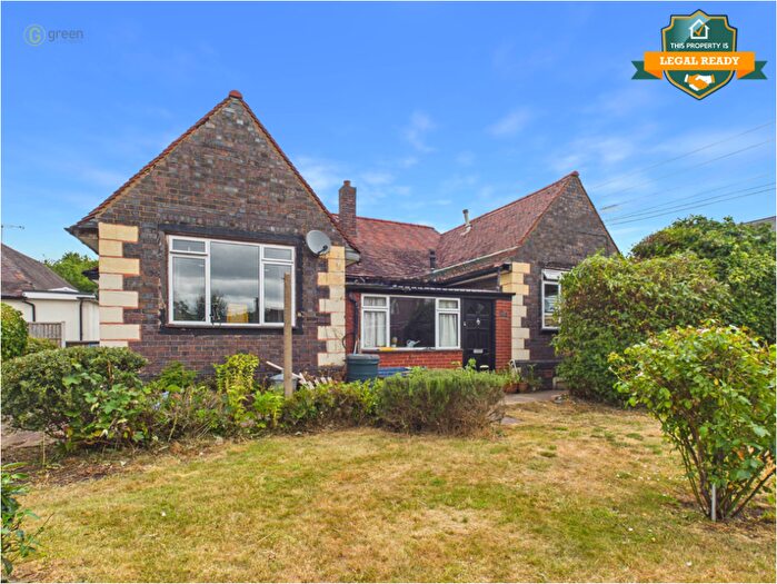 2 Bedroom Detached Bungalow For Sale In Fazeley Road, Tamworth, B78