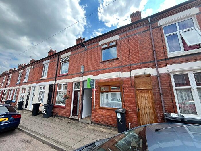 3 Bedroom Terraced House For Sale In Bolton Road, Leicester, LE3