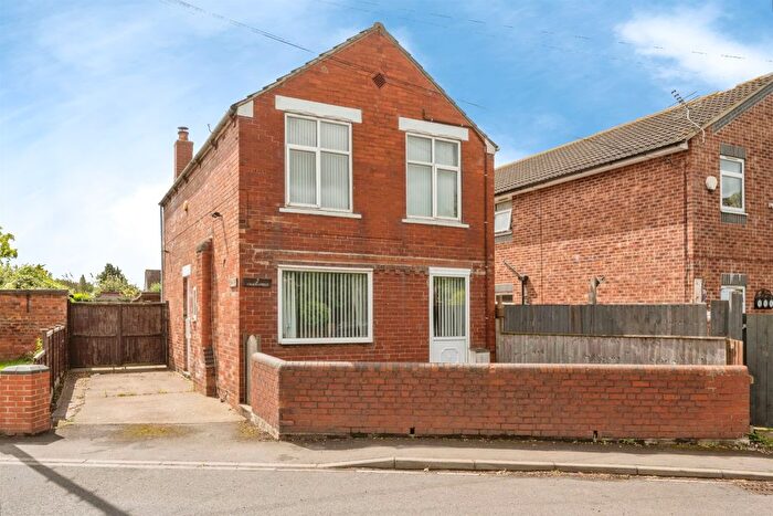 3 Bedroom Detached House For Sale In Field Road, Stainforth, Doncaster, DN7