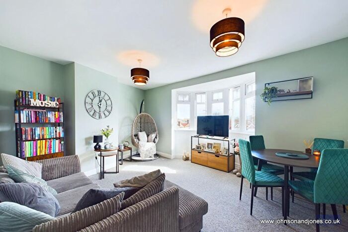 1 Bedroom Flat To Rent In Clay Corner, Chertsey, KT16