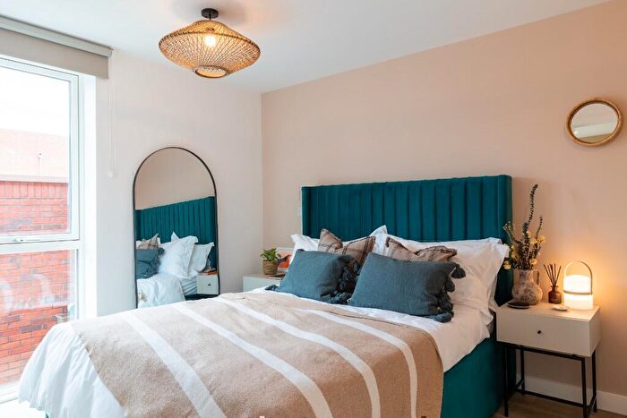 2 Bedroom Flat To Rent In Flat, Bradford Street, Birmingham, B12