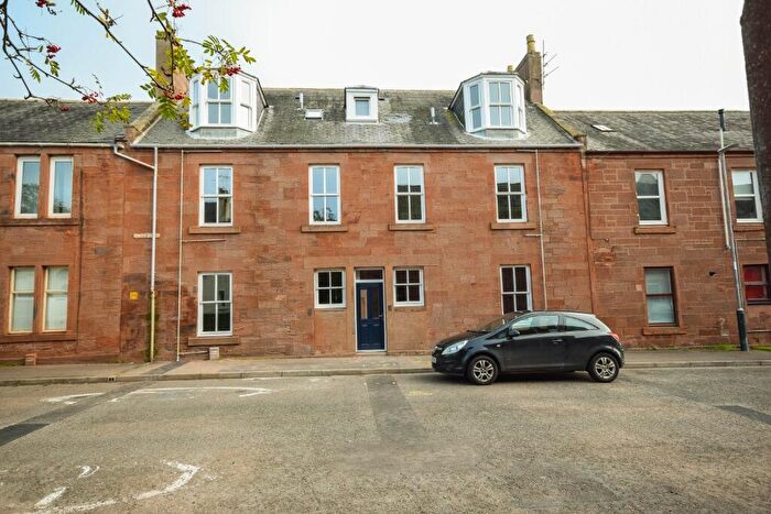 2 Bedroom Flat To Rent In Kinnaird Street, Arbroath, Angus, DD11