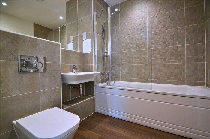 2 Bedroom Flat To Rent In William House, Ringers Road, Bromley BR1