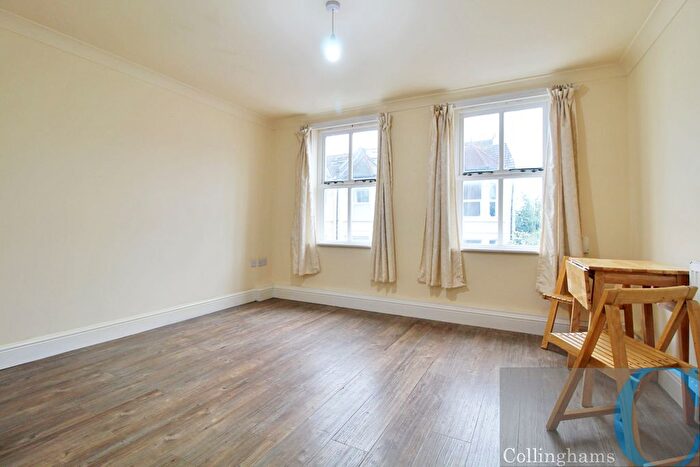 1 Bedroom Flat To Rent In Glenburnie Road, London, SW17