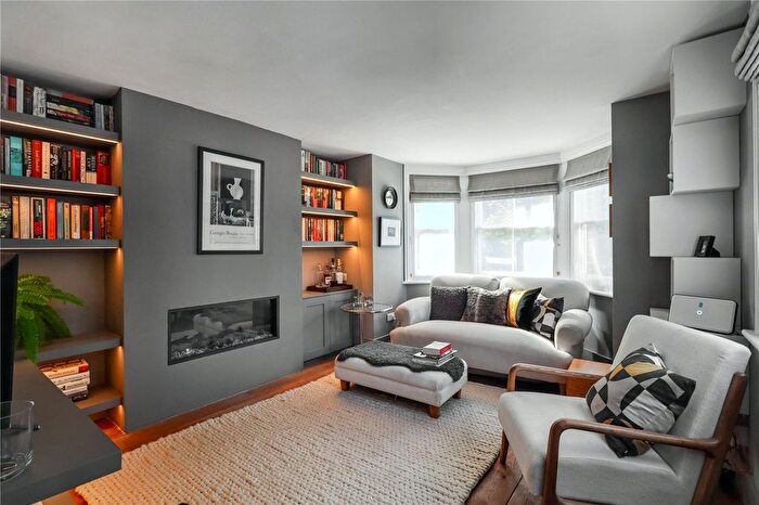 4 Bedroom Detached House For Sale In Glenmore, Woods Hill Lane, Ashurst Wood, RH19