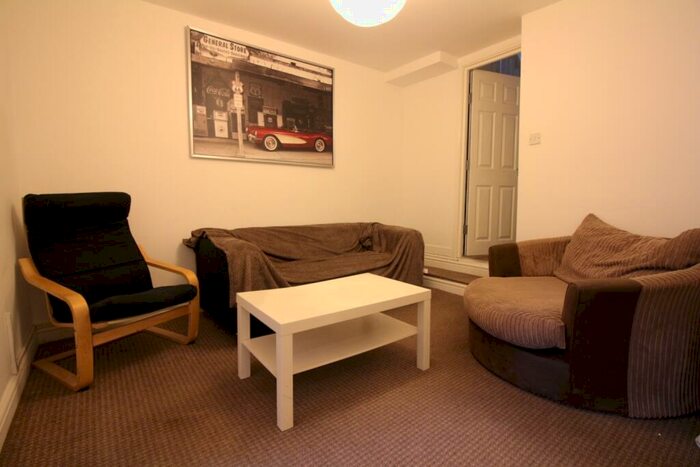 5 Bedroom End Of Terrace House To Rent In Llantrisant Street, Cathays, CF24