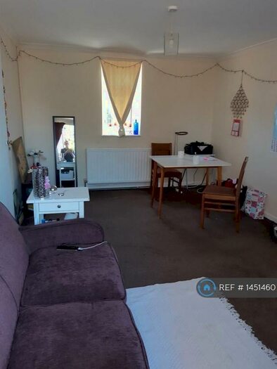 1 Bedroom Flat To Rent In Rutland Street, Loughborough, LE11