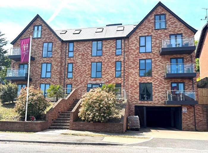 1 Bedroom Flat To Rent In Kingsmead Road, High Wycombe, HP11