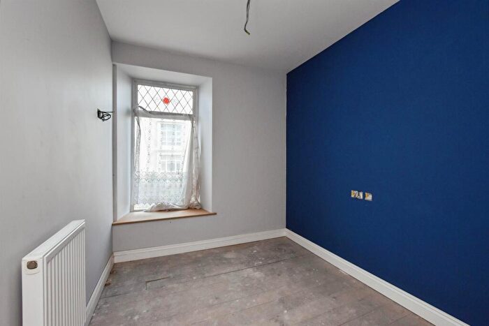 3 Bedroom End Of Terrace House For Sale In Courtland Terrace, Merthyr Tydfil, CF47