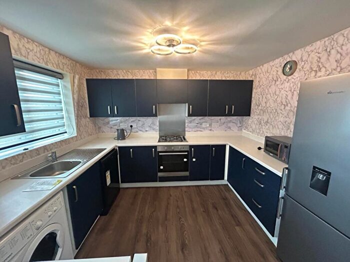 3 Bedroom Detached House To Rent In Coleridge Road, Ashford, TW15