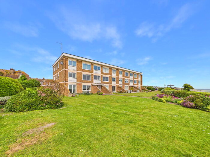 2 Bedroom Flat For Sale In Rectory Road, Broadstairs, CT10