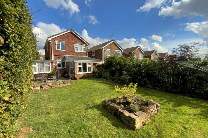 3 Bedroom Link Detached House For Sale In Barber Close, Todwick, Sheffield, S26