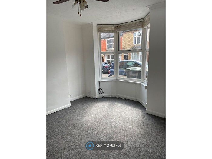 2 Bedroom Terraced House To Rent In Jubilee St, Wellingborough, NN9